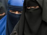 Das dänische Parlament hat ein Gesetz verabschiedet, das muslimischen Frauen das Tragen von Ganzkörperschleiern (Burka) und Gesichtsschleiern (Nikab) untersagt. (Bild: Keystone/DPA dpa/A3471/_BORIS ROESSLER)