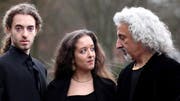 Das Maisky-Trio mit Sohn Sascha, Tochter Lily und Vater Mischa. (Bild: PD)