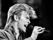 Das Montreux Jazz Festival 2018 widmet dem verstorbenen Musiker David Bowie eine Ausstellung. Im Mittelpunkt steht dessen Alter Ego Ziggy Stardust. (Bild: Keystone/AP PA/=)