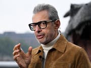 US-Schauspieler Jeff Goldblum hat einen Plattenvertrag unterschrieben. Sein erstes Jazz-Album ist in Planung. (Bild: Keystone/EPA/ANDY RAIN)