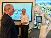 Begegnung der futuristischen Art. (Bilder: Andrea Häusler)