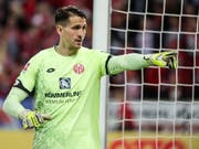 Der Mainzer Keeper René Adler muss die Saison nach einer Knieverletzung abbrechen (Bild: KEYSTONE/EPA/ARMANDO BABANI)