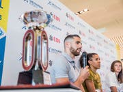 Für Kariem Hussein (links) und neben ihm Mujinga Kambundji beginnt am Freitag in Doha die Freiluftsaison (Bild: KEYSTONE/CHRISTIAN MERZ)
