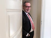 Der verstorbene ehemalige Berner Stadtpräsident Alexander Tschäppät, wie ihn viele in Erinnerung behalten werden: ein humorvoller, volksnaher Magistrat und selbsterklärter Bern-Fan. (Bild: KEYSTONE/ALESSANDRO DELLA VALLE)