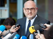 Nach dem Treffen von JuntsXCat verkündet Parteisprecher Pujol, Carles Puigdemont ein letztes Mal zur Wahl zum katalanischen Regierungschef aufgestellt wird. (Bild: KEYSTONE/EPA/HAYOUNG JEON)