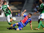 Ricky van Wolfswinkel bei seinem letzten Saisoneinsatz am Sonntag in St. Gallen (Bild: KEYSTONE/GIAN EHRENZELLER)
