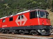 Vom Brand betroffen war eine Lokomotive des Typs RE 420, eine Lokomotive älterer Bauart. (Bild: KEYSTONE/SBB/REMY STEINEGGER)