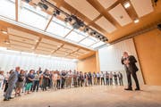 Neu-Stadtpräsident Wolfgang Giella wird am 1. Juni um 8 Uhr im Fürstenlandsaal begrüsst. Bezug seines Büros und kurzes Inti.