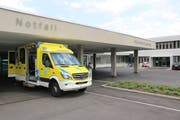 Zwischen Freud und Leid: Wird die vorgeschlagene Konzentration der stationären Leistungserbringung umgesetzt, steigen die Chancen für einen Spitalneubau in Wil. (Bild: Hans Suter)