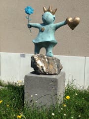 «Schwerer Engel» von Carin Grudda an der Bad Ragartz (Bild: Christina Genova, Bad Ragaz, 6. Mai 2018)