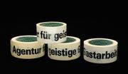 Klebeband von Harald Szeemanns Agentur für geistige Gastarbeit. (Bild: PD)