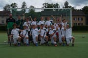 Folgendes Team freut sich über die Bronzemedaille: Nick, Freddi, Livio, Efraim, Nicholas, Julian, Peter Luca, Gianluca, Mark, Amelio, Carl, Magnus, Orell, Laurent (verletzt). Coaches: Daniel Dziemba und Nando von Strantz. (Bild: PD)