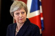Englands Regierungschefin Theresa May kommt im Brexit-Verfahren zunehmend unter Druck. (Boris Grdanoski/AP; London, 17. Mai 2018)