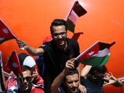 Jordanien braucht dringend Geld: Eine geplante Steuererhöhung löste vergangene Woche massive Strassenproteste aus. (Bild: KEYSTONE/EPA/AMEL PAIN)