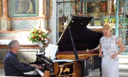 Caroline Vitale und Peter Baur am Konzert zur Traumnacht in der Ridlikapelle Beckenried. (Bild Flavia Niederberger (Beckenried, 10. Juni 2018))