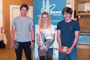 Von links: Gianluca Amstutz, Vivianne Härri und Matteo Amstutz wurden geehrt. (Bild: pd)