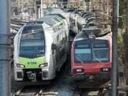 Die SBB behalten ab Ende 2019 den grössten Teil der Bahnlinien und das ganze Intercity-Netz. Der BLS bleiben zwei Interregio-Linien. (Bild: KEYSTONE/ALESSANDRO DELLA VALLE)