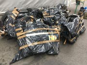 Die Grenzwächter stellten die gestohlenen hochwertigen E-Bikes und Fahrräder sicher. (Bild: EZV)