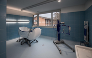 Nasszelle im neuen Wohntrakt der SSBL in Rathausen. (Bild: Pius Amrein)