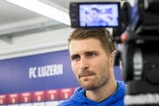 «In den nächsten zehn Tagen ist die athletische und konditionelle Arbeit wichtig.» sagt FCL-Captain Claudio Lustenberger.