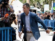 Ihm bleiben fünf Tage bis zum Haftantritt: Iñaki Urdangarín, der wegen Veruntreuung öffentlicher Gelder verurteilte Schwager des spanischen Königs Felipe VI. - hier beim Eintreffen am Gerichtsgebäude in Palma de Mallorca. (Bild: Keystone/AP/JOAN LLADO)