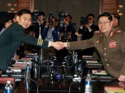 Hochrangige Militärvertreter Nord- und Südkoreas haben am Donnerstag erstmals seit rund zehn Jahren wieder Gespräche aufgenommen. (Bild: KEYSTONE/EPA YNA/YONHAP)