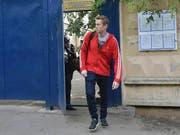 Der Kreml-Kritiker Alexej Nawalny wurde kurz vor Anpfiff zur Fussball-WM in Russland nach 30 Tagen aus dem Gefängnis entlassen. (Bild: KEYSTONE/AP/DMITRY SEREBRYAKOV)
