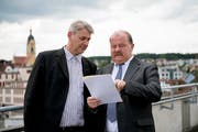 CVP-Kandidat Patrick Schnellmann (links) und SVP-Kandidat Felix Müri machten beim ersten Wahlgang die besten Resultate. Bild: Corinne Glanzmann (Emmen, 10. Juni 2018)