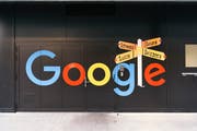 Blick auf den Eingang des Google-Sitzes in Zürich, wo der Konzern unter anderem von vergleichsweise tiefen Steuersätzen profitiert. (Christian Beutler/Keystone; 28. November 2016)