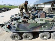 Schweizer Rüstungsfirmen dürfen Kriegsmaterial künftig unter gewissen Bedingungen auch in Länder exportieren, in denen ein interner bewaffneter Konflikt herrscht. Das hat der Bundesrat beschlossen. (Bild: KEYSTONE/LAURENT GILLIERON)