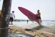 Eine Impression vom Rettungsschwimmerwettkampf der Schweizerischen Lebensrettungs-Gesellschaft in Sempach. (Bild: Jakob Ineichen)