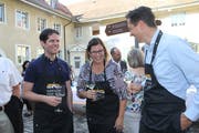 Der neue Präsident Mark Ziegler, Geschäftsstellenleiterin Sandra Paternolli und Finanzchef Stephan Kessler im Gespräch. (Bild: Christine Luley)