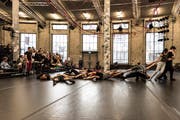 Öffentliche Probe des Choreografiewettbewerbs des Theaters St.Gallen zum Tanzprojekt «Seven» in der Lokremise. (Bild: Sabrina Stübi)