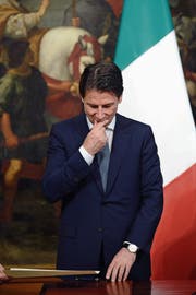 Zwischen den Fronten: der neue italienische Regierungschef Giuseppe Conte. (Bild: Simona Granati/Getty (Rom, 13. Juni 2018))