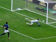 Australiens Goalie Mathew Ryan wurde von seinem eigenen Teamkollegen bezwungen (Bild: KEYSTONE/AP/HASSAN AMMAR)