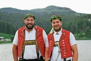 Daniel Bösch (links) und Beat Wickli feierten in Arosa ihre Erfolge. (Bild: PD)