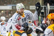 Timo Helbling trägt künftig das Dress der Rapperswil-Jona Lakers (Bild: Alexandra Wey / Keystone)