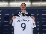 Zlatan Ibrahimovic ist noch immer omnipräsent rund ums schwedische Nationalteam (Bild: KEYSTONE/EPA/ANDREW GOMBERT)