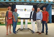 Margrit Hinterholzer, Peter Kindler, Franz With, Reinhard Frei und Rolf Domenig (von links) stehen hinter den Industrietagen. (Bild: Corinne Hanselmann)