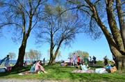 Die Ufschütti am See ist ein beliebter Ort bei Jung und Alt. (Bild: Max Eichenberger)