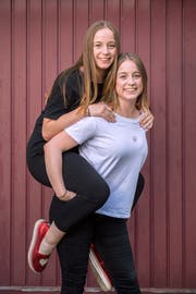 Ein starkes Team: Die beiden Zwillinge Laura und Helen Bühlmann aus St. Gallen. (Bild: Urs Bucher)