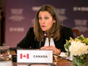 Zölle auf Joghurt, Kaffee und Waschmaschinen: Kanadas Aussenministerin Chrystia Freeland kündigte Vergeltung für die US-Strafzölle auf Stahl und Aluminium an. (Bild: KEYSTONE/AP The Canadian Press/CHRIS YOUNG)