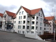 Eine Wohnsiedlung in Zürich: Der Hausverein ist im Vergleich zum Hauseigentümerverband eher unbekannt. Dies will der linksgerichtete Verband nun ändern. (Bild: KEYSTONE/WALTER BIERI)