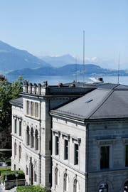 Der Zuger Regierungsrat möchte die «Charta der Lohngleichheit im öffentlichen Sektor» nicht unterzeichnen. (Bild: Stefan Kaiser)