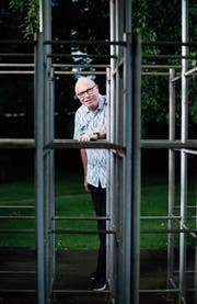 Alfredo Sacchi im Garten des Hauses Sunnematt, dem Sitz des Dekanats. (Bild: Stefan Kaiser (Baar, 1. Juni 2018))