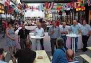 Speziell: Der Buchser Stadtrat stellte sich in der «Gass» zwischen zwei WM-Spielen den Fragen der Bürgerschaft. (Bild: Hanspeter Thurnherr)