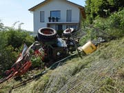 Ein Landwirt ist in Egolzwil beim Heuen mit seinem Traktor abgestürzt. Er wurde erheblich verletzt.