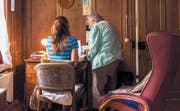 Das Projekt «Drehscheibe» will eine geeignete Betreuung im Bezirk Muri sicherstellen.(Bild: Gaetan Bally/Keystone)