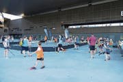 Unihockey auf dem Arena-Platz in Zug. (Bild: PD)