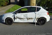 Auf der Rainstrasse in Eschenbach kam es zu einer Streifkollision zwischen zwei Autos. (Bild: Luzerner Polizei (Eschenbach, 20. Juni 2018))